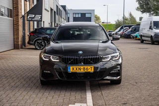 BMW 3-serie Touring 330e M-Sport, Pano, Leder, Laser / 10