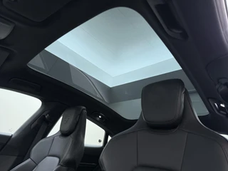 Porsche Taycan 4S Performance 84 kWh SOH 91%| VAN: 56.900,- VOOR: 53.877,- UW HERFSTVOORDEEL: 3.023,-| 18 VOUDIGE STOELVERSTELLING| PORSCHE DEALER ONDERHOUDEN| ORIG. NL NAP 1STE EIGENAAR| 360 CAM| PANORAMADAK| / 26