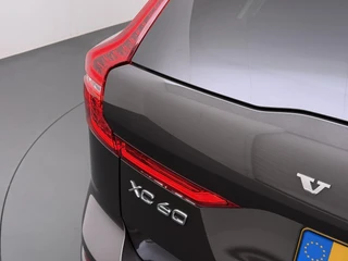Volvo XC60 Plug-In Hybrid AWD T6 Plus Dark Recharge ADAPT. CRUISE CONTROL | STUUR & STOEL VERWARMING | PANORAMA DAK | 360 GRADEN CAMERA | ELEK. STOELEN MET GEHEUGEN | HARMAN/KARDON AUDIO / 2
