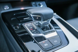 Audi Q5 50 TFSI e S edition  | BTW | SOH 89% | PANO | LEDER | 4X STOELVERWARMING | 21 INCH | MEMORY | / 38