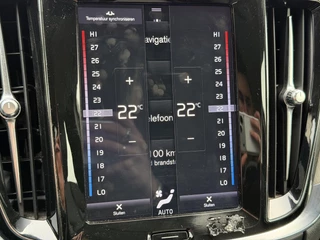 Volvo V60 Inscription 2.0 T4 190PK Automaat Navigatie, Leder, Elektrische Voorstoelen, Keyless, Elektrische Kofferklep, Stoelverwarming, Parkeersensoren, Trekhaak 13P automatisch wegklapbaar / 30