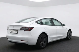 Tesla Model 3 Standard RWD Plus 60 kWh 91% SOH FACELIFT Warmtepomp | Autopilot / 4