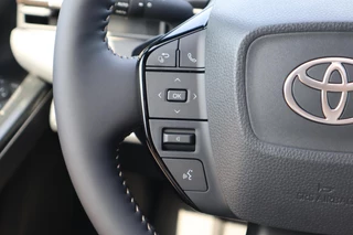 Toyota bZ4X Touring EXECUTIVE AWD 75KWH PANODAK JBL-AUDIO 1500KG TREKGEW STOELVERW/KOELING STUURVERW BLIND SPOT WARMTEPOMP EL-ACHTERKLEP / 30