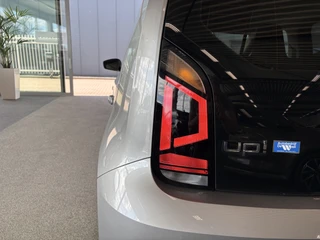 Volkswagen up! 1.0 Comfortline BMT 5-drs. AIRCO/DAB/MEDIA / 41
