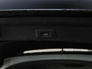 Audi A6 Avant 40 TDI Sport S-Line Black Optic | Trekhaak | LED | Memory | Apple CarPlay/Android Auto | Navigatie | 20" / 42