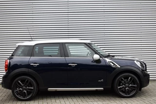 MINI Countryman COOPER S ALL4 AUT FULL OPTIONS / PANO / 8