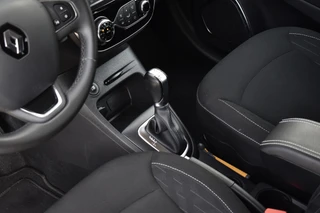 Renault Captur 1.2 TCe Aut. Limited  | Trekhaak | Camera |  Keyless Entry | Navigatie | Climatecontrol | Orig. NL | / 13