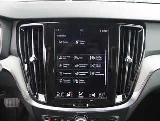 Volvo V60 2.0 T6 Recharge AWD 340PK Inscription | Memory | H&K Audio | Trekhaak / 49