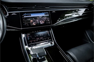 Audi Q7 55 TFSI e Quattro S-Line  S Sportstoel Matrix LED Air Suspension Luchtvering / 10