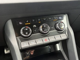 Škoda Karoq 1.5 TSI ACT Sportline Business Trekhaak Adap.Cruise Camera Stoelverw Orig.NL Voll.Onderhouden! / 33