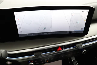 Kia Sorento 1.6 T-GDi Plug-in Hybrid 4WD ExecutiveLine 7p Nieuw en Direct leverbaar! - - Stoel/Stuurverwarming - 1700kg trekgewicht - Apple Carplay - Android Auto - Panorama Dak - - Fabrieksgarantie tot 2033 / 70