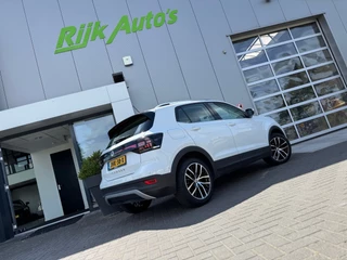 Volkswagen T-Cross 1.0 TSI Style * Virtual Cockpit * Stoelverwarming * Carplay / 2