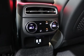Genesis GV70 Panoramadak | BTW | Adaptive Cruise Control / 38