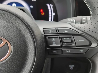 Toyota Aygo X HYBRID 115 GR-SPORT JBL-AUDIO 18''LM-VELGEN KEYLESS PARK-SENSOREN STOELVERW NAVI CLIMA AD-CRUISE / 12