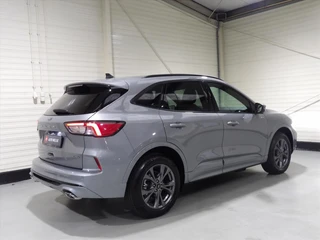 Ford Kuga 2.5 PHEV e-CVT 225pk ST-Line X / 10