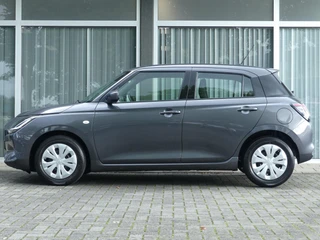 Suzuki Swift 1.2 Comfort Smart Hybrid Uit voorraad leverbaar! Cruise Control, Apple Carpl/Andr Auto, Camera, Navi / 11