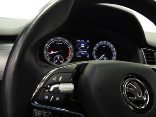 Skoda Kodiaq 1.5 TSI Business Edition 7-Pers. NAVI/CLIMA/ADAPT.CRUISE/TREKH./18"LMV! / 17