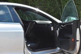 Tesla Model S 75D incl. BTW 334 PK  | 4x4 | NL- AUTO | Autopilot | Panoramadak | Luchtvering | Carplay | Camera | 21' inch | Dodehoek detectie | Voorstoelen verwarmd / 38