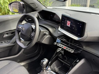 Peugeot 2008 Allure 1.2 PureTech 100PK Navigatie, Parkeersensoren, Keyless, Apple Carplay, Android Auto / 14