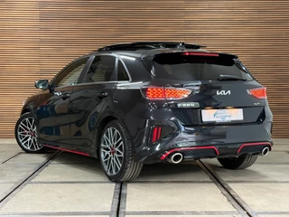 Kia Ceed 1.6 T-GDi GT 204pk | Facelift | VOL! | Pano | LED | Virtual | JBL | ACC | BCA | LFA | Wireless Charg | CarPlay / 36