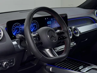 Mercedes-Benz EQB EQB 300 4Matic AMG / 22