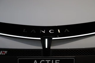 Lancia Ypsilon 1.2 Turbo Hybrid HF Line 110pk / 28