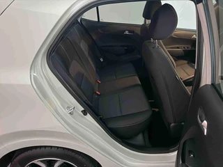 Kia Picanto 1.0 DPi 67pk 4-zits DynamicPlusLine | Navigatie | Cruise Control / 28