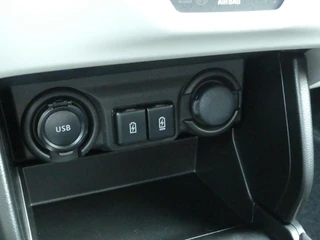 Suzuki Swift 1.2 Style Smart Hybrid / 27