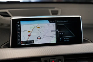 BMW X1 sDrive20i High Executive  Panoramadak M-Sport Trekhaak / 17