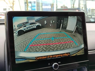 Toyota Yaris 1.5 Hybrid 115 DYNAMIC NL-AUTO STOEL/STUURVERW BLIND SPOT PARK-SENSOREN NAVI CAMERA CLIMA AD-CRUISE APPLE/ANDROID KEYLESS 16'' LM-VELGEN / 17