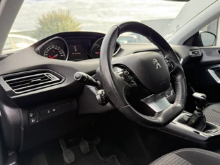 Peugeot 308 BWJ 2020 1.2 111 PK Blue Lease Executive PANO | LANE ASSIST | CARPLAY + ANDOID | NAVI | CLIMA | CRUISE | LMV | PDC / 4