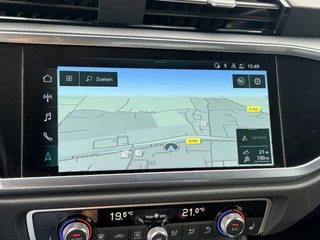 Audi Q3 35 TFSI Advanced edition  | Automaat | LED | Sportstoelen | DAB | Navi | Bluetooth | Stoelverwarming | Virtual Cockpit / 35