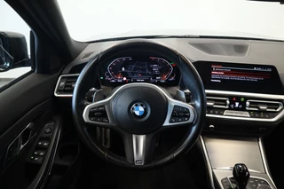 BMW 3 Serie Touring 320i M-Sport Business Edition  Climate/Cruise Navi PDC NAP! 24 Maanden garantie* (Vraag naar de voorwaarden) / 7