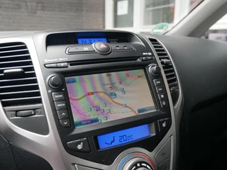 Hyundai ix20 1.6i Premium Camera| Cruise| Navi+BT / 16