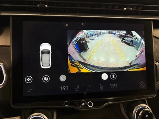 Lynk & Co 01 1.5 / pano / navi / camera / Infinity / memory / elec klep / Apple Android carplay / 22