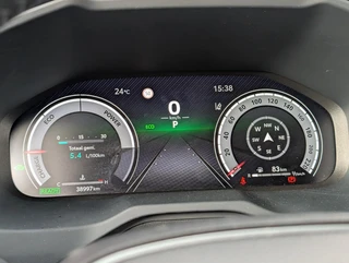 Toyota RAV4 2.5 Hybrid AWD Dynamic NWE. 4-SEASONS STOEL- & VOORRUITVERWARMING PDC V+A DIGITAL DISPLAY LED / 12