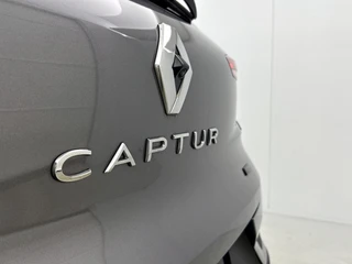 Renault Captur E-Tech full hybrid 145 techno  | CAMERA | NAVI GROOT / 33