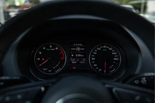 Audi Q2 1.0 TFSI Sport  | NL Auto | Bluetooth / 9