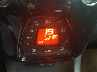 Citroën C1 1.0 VTi Airscape Feel uit 2020 Rijklaar + 12 maanden Bovag-garantie “Sinds 1970 | 5.000+ reviews | Score 9,5 | Service zoals ’t hoort” Henk Jongen Auto's in Helmond,  al 50 jaar service zoals 't hoort! / 9