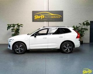 Volvo XC60 2.0 T8 Twin Engine AWD R-Design | Pano | Trekhaak zwenkbaar | Navi | Cam / 32