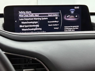 Mazda CX-30 2.0 e-SkyActiv-G M Hybrid Homura | Adaptive Cruise | Stoelverwarming | CarPlay | HUD | Camera | Parkeersensoren / 26