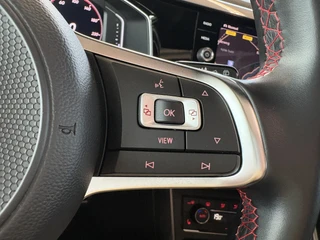 Volkswagen Polo 2.0 TSi 200pk GTi DSG 5-drs  SCHUIFDAK/BEATS/KEYLESS/CAMERA/DODEHOEK/1E EIGENAAR! / 35