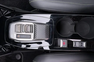 Peugeot 208 1.2 Hybrid 145 e-DCS6 GT Alcantara / 2+6 Jaar Garantie / 21