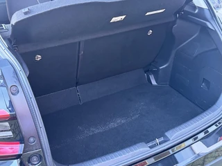 Toyota Yaris 1.5 Hybrid Dynamic APPLE/ANDROID CARPLAY TREKHAAK PARKEERCAMERA / 19