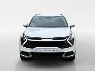 Kia Sportage 1.6 T-GDi Plug-in Hybrid AWD DynamicLine Luxury | Apple Carplay / Android Auto | Navigatiesysteem | Stoel + Stuurverwarming | Elektrisch Verstelbare Bestuurdersstoel | Licht + Regensensor | Parkeersensoren Voor + Achter | Camera Achter | Cruise Control Adaptief | Rijstrooksensor + Correctie | 19"Lichtmetalen Velgen / 2