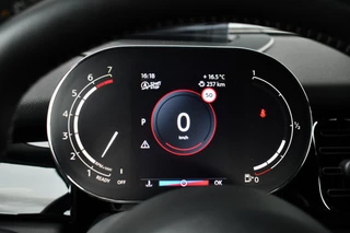 MINI Cooper S Cabrio Mini 2.0  JCW-pack ACC HUD H/K Carplay Camera Black-pack DDC / 19