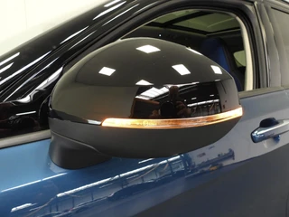 Lynk & Co 01 1.5 PHEV BlackEdition NAVI/360CAM/SCHUIFDAK/LED/20"LMV! / 42