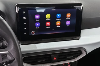 SEAT Arona 1.0 TSI Style Business Connect Automaat Trekhaak Stoelverwarming Virtual LED / 14