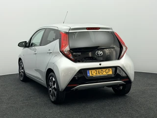 Toyota Aygo 1.0 VVT-i x-joy Automaat | ClimaTronic | Camera | Carplay&Android / 5