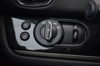MINI Countryman Mini 1.5 Cooper Chili | Apple CarPlay | Half Leer | Stoelverwarming / 27